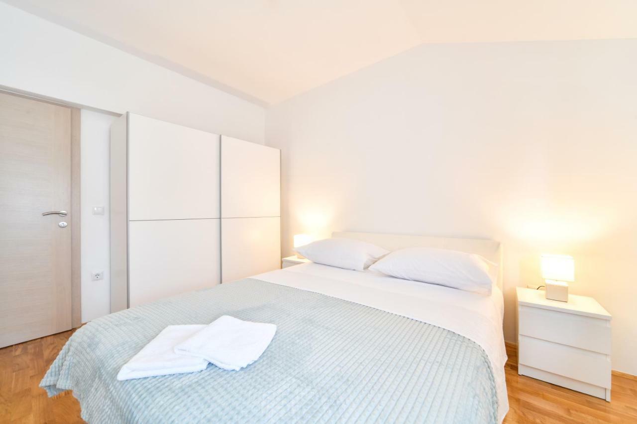 Apartman Novokmet-Crno Hotel Zadar Exterior foto