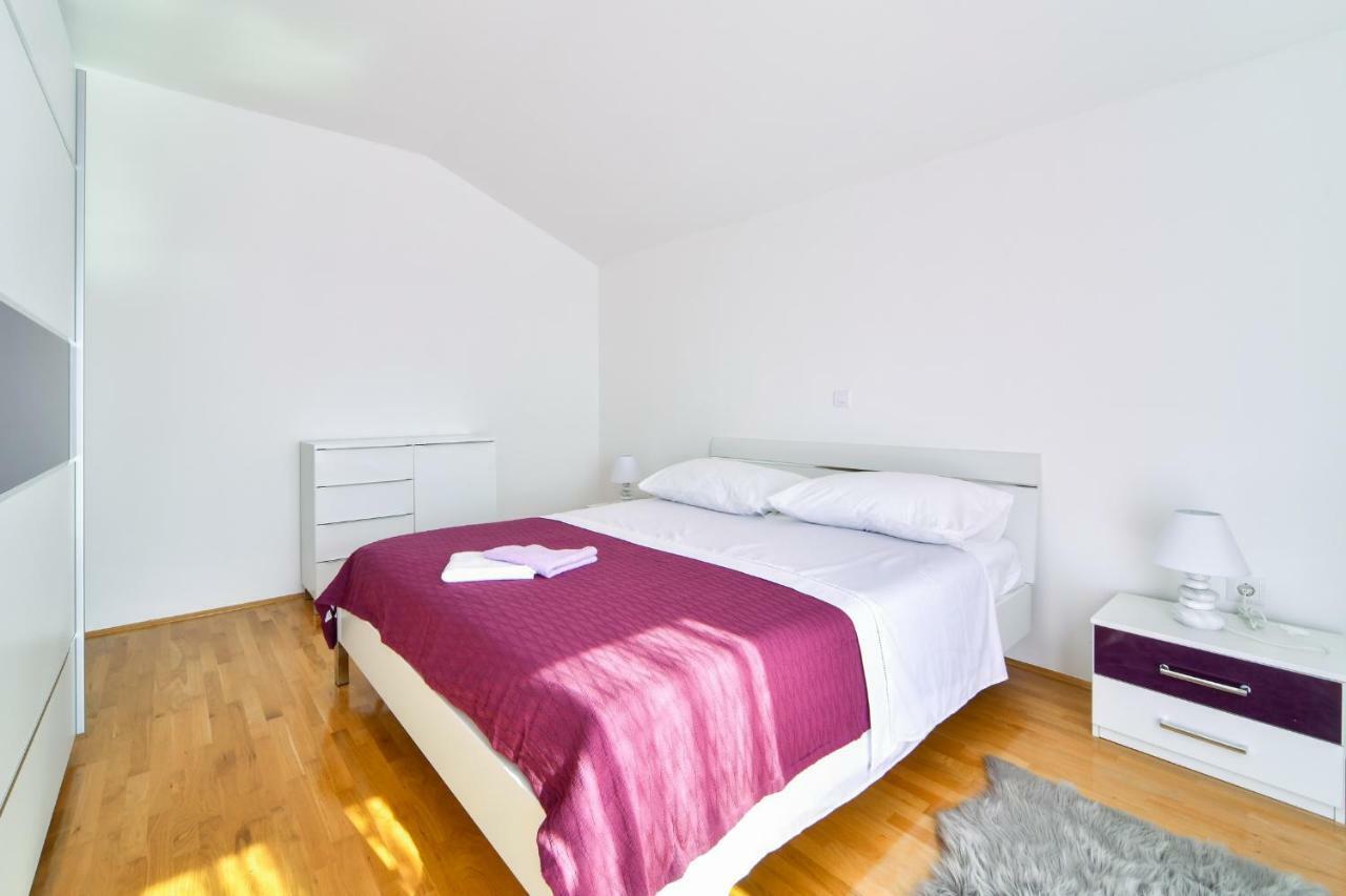 Apartman Novokmet-Crno Hotel Zadar Exterior foto